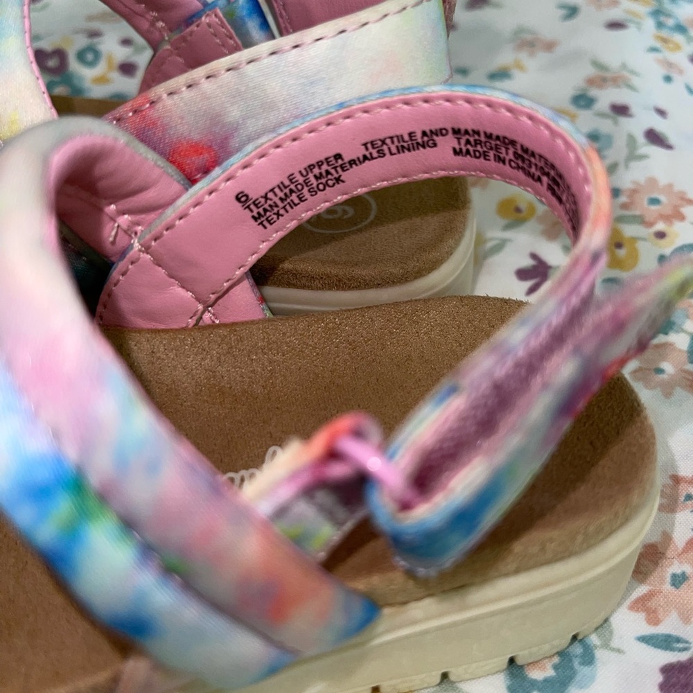 Cat & Jack tie-dye sandals - Picture 3 of 4